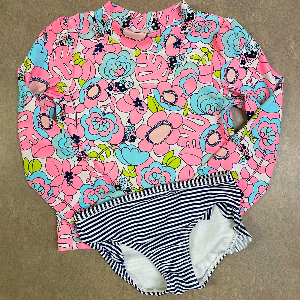 Carter’s Girls swimsuit set